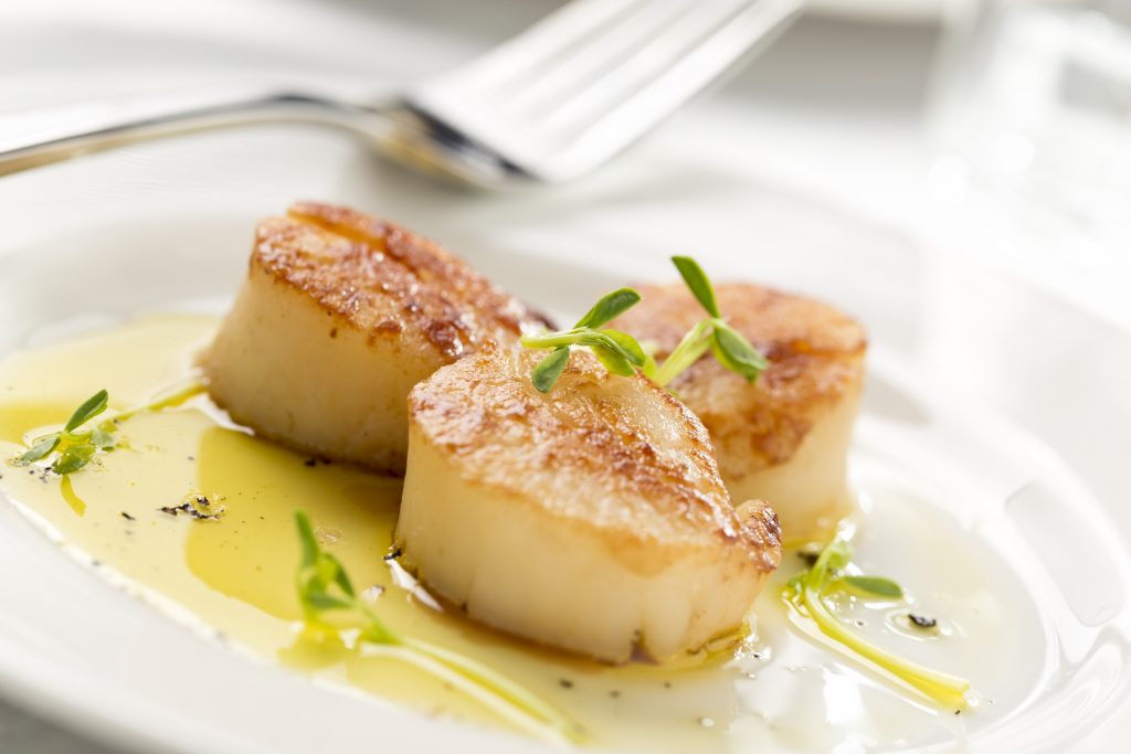 Large Wild Scallops (Sold by the Pound)